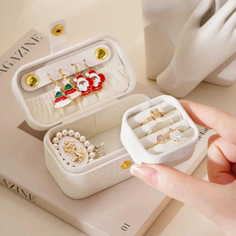 Exquisite Leder Schmuckbox – kompakte, tragbare Aufbewahrung für Ringe, Halsketten &amp; Ohrringe für Reisen